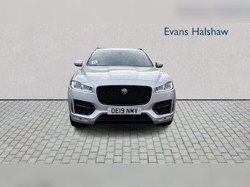 Used Jaguar F-Pace 2019 for sale - 77158524: Photo