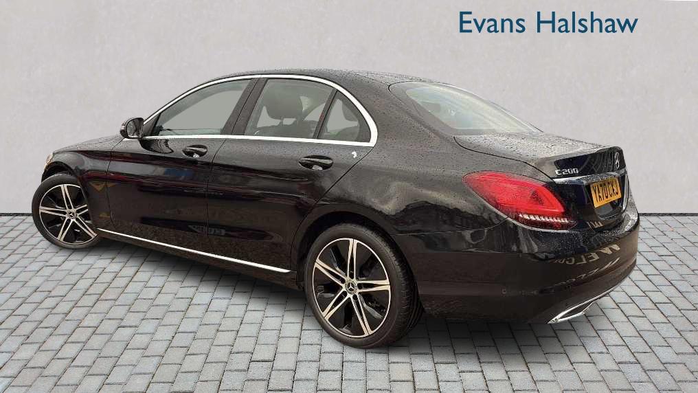 Used Mercedes-Benz C Class 2021 for sale - 77112296: Photo 2
