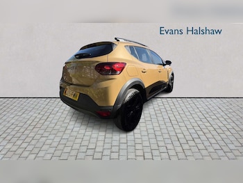 Used Dacia Sandero Stepway 2025 for sale - 78365624: Photo