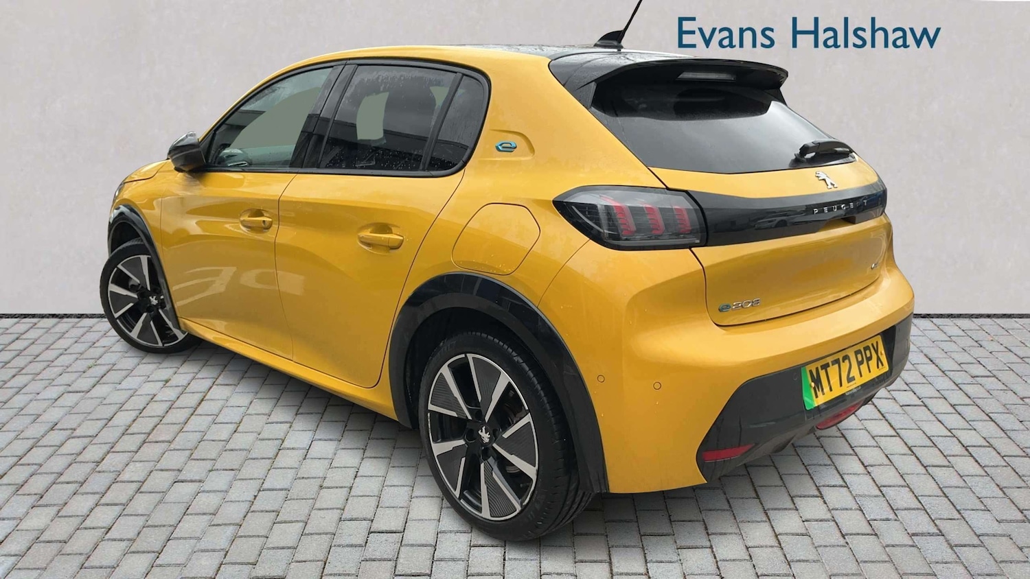 Used Peugeot 208 for sale - 78104782: Photo 2