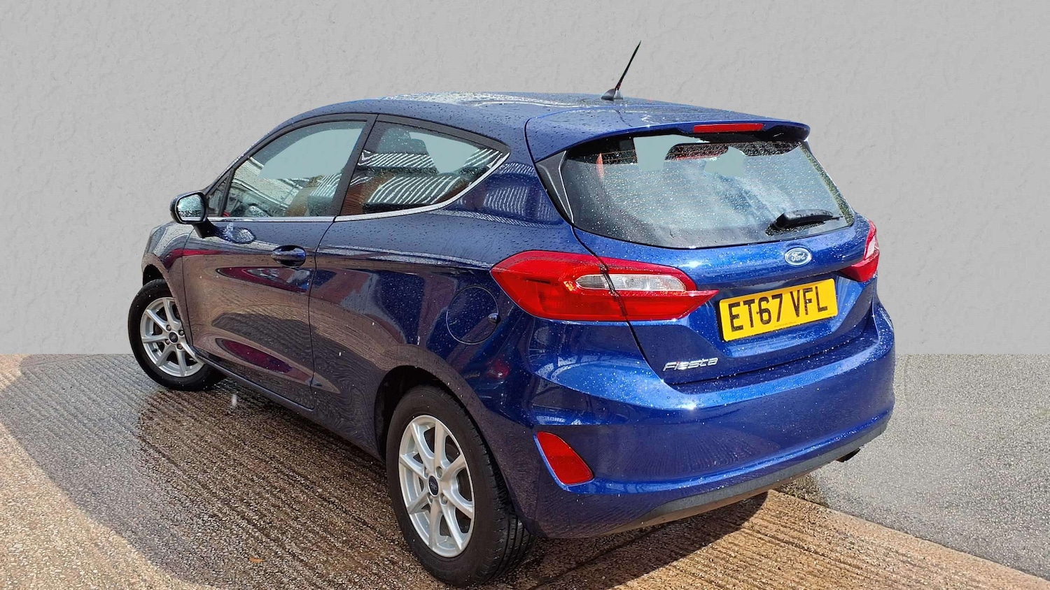 Used Ford Fiesta 2018 for sale - 76421035: Photo 2