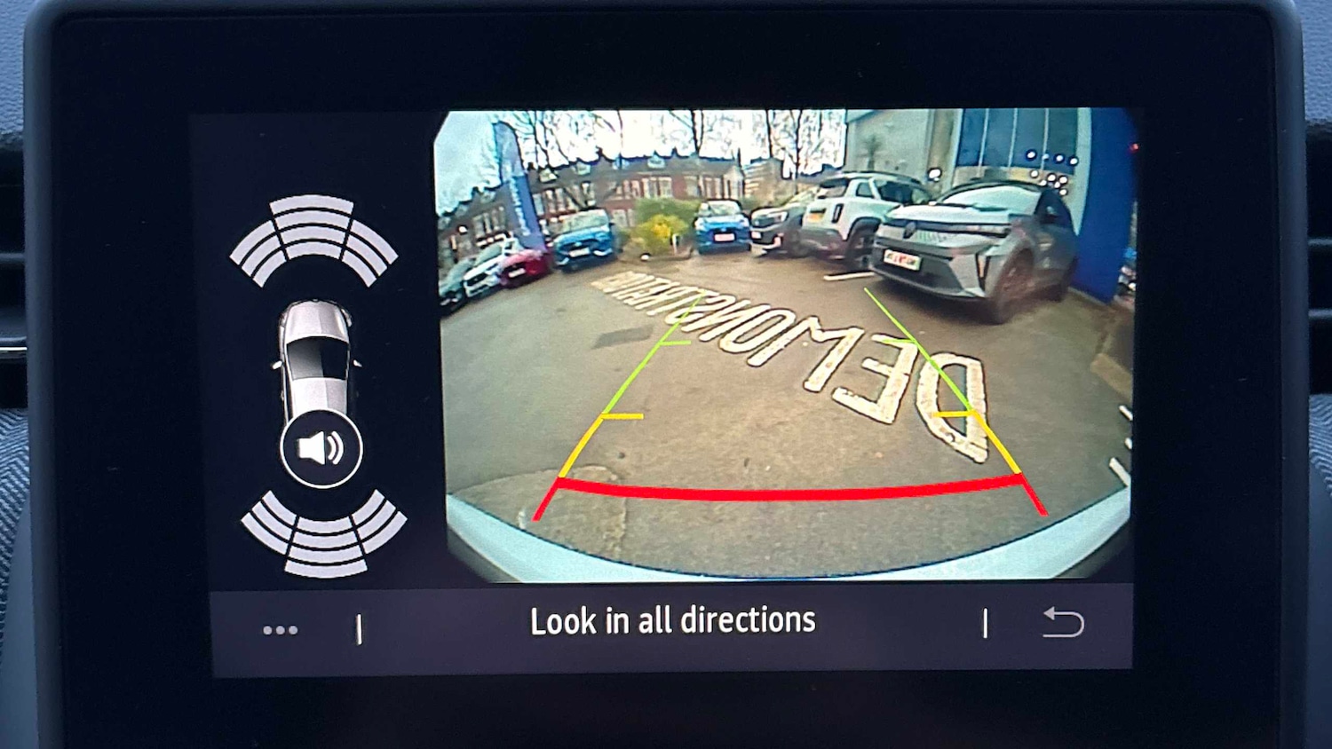 Used Renault Clio 2025 for sale - 76978879: Photo 26