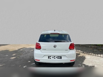 Used Volkswagen Polo 2017 for sale - 75841896: Photo