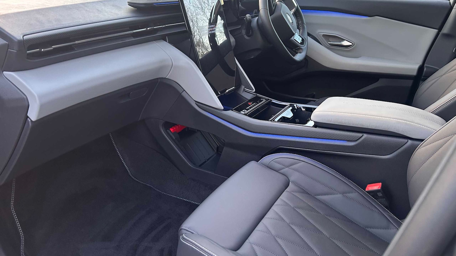 Used Ford Explorer 2025 for sale - 77726891: Photo 13