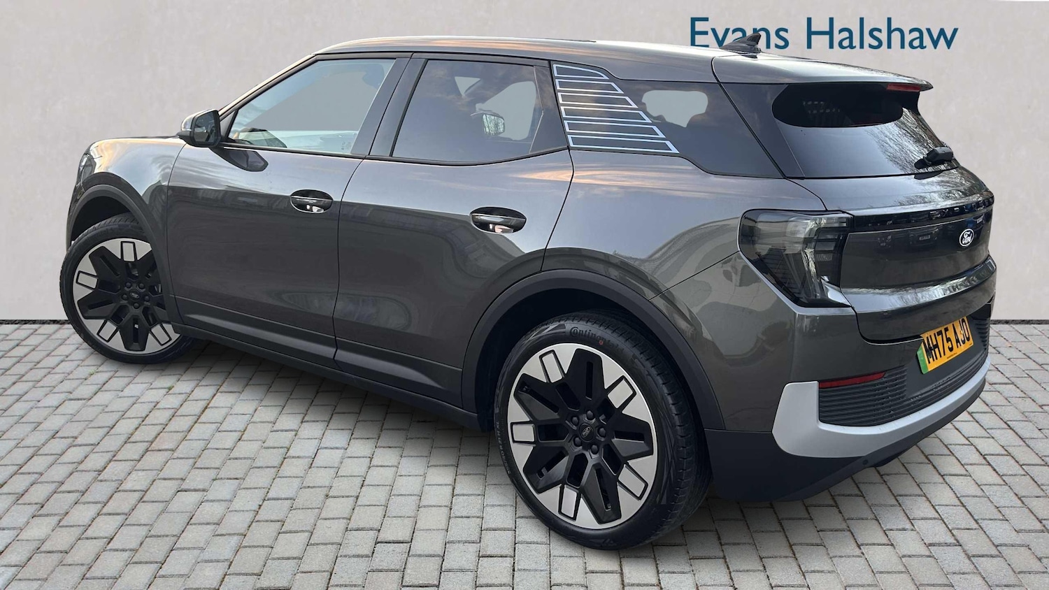 Used Ford Explorer 2025 for sale - 77726891: Photo 2