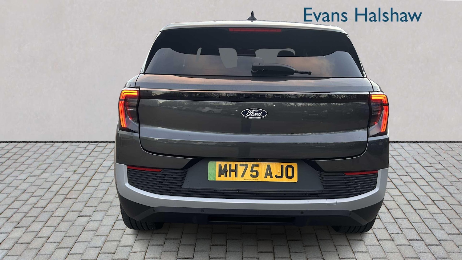 Used Ford Explorer 2025 for sale - 77726891: Photo 5