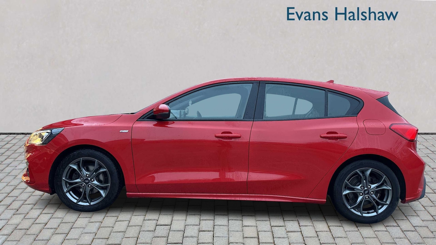 Used Ford Focus 2019 for sale - 77333925: Photo 3