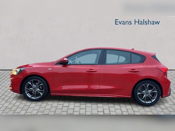 Used Ford Focus 2019 for sale - 77333925: Photo