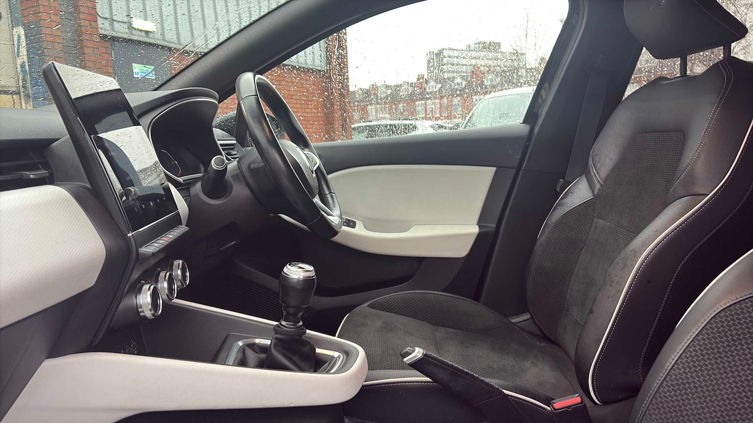 Used Renault Clio 2021 for sale - 77628111: Photo 13