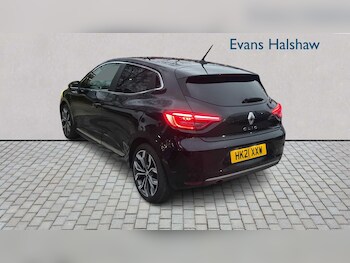 Used Renault Clio 2021 for sale - 77628111: Photo