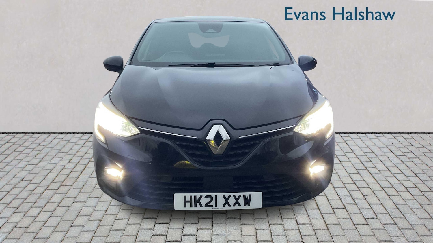 Used Renault Clio 2021 for sale - 77628111: Photo 5