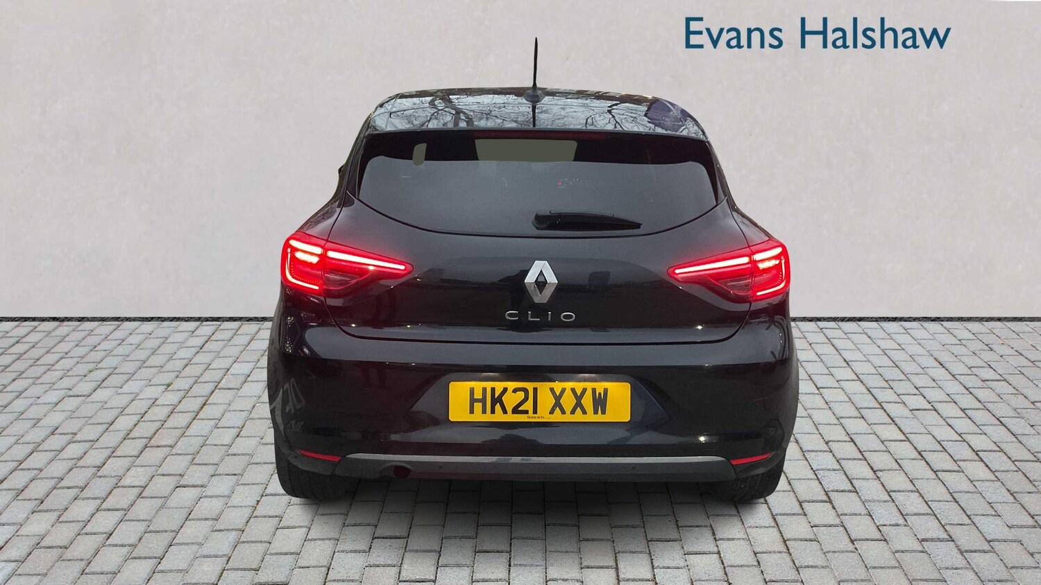 Used Renault Clio 2021 for sale - 77628111: Photo 6