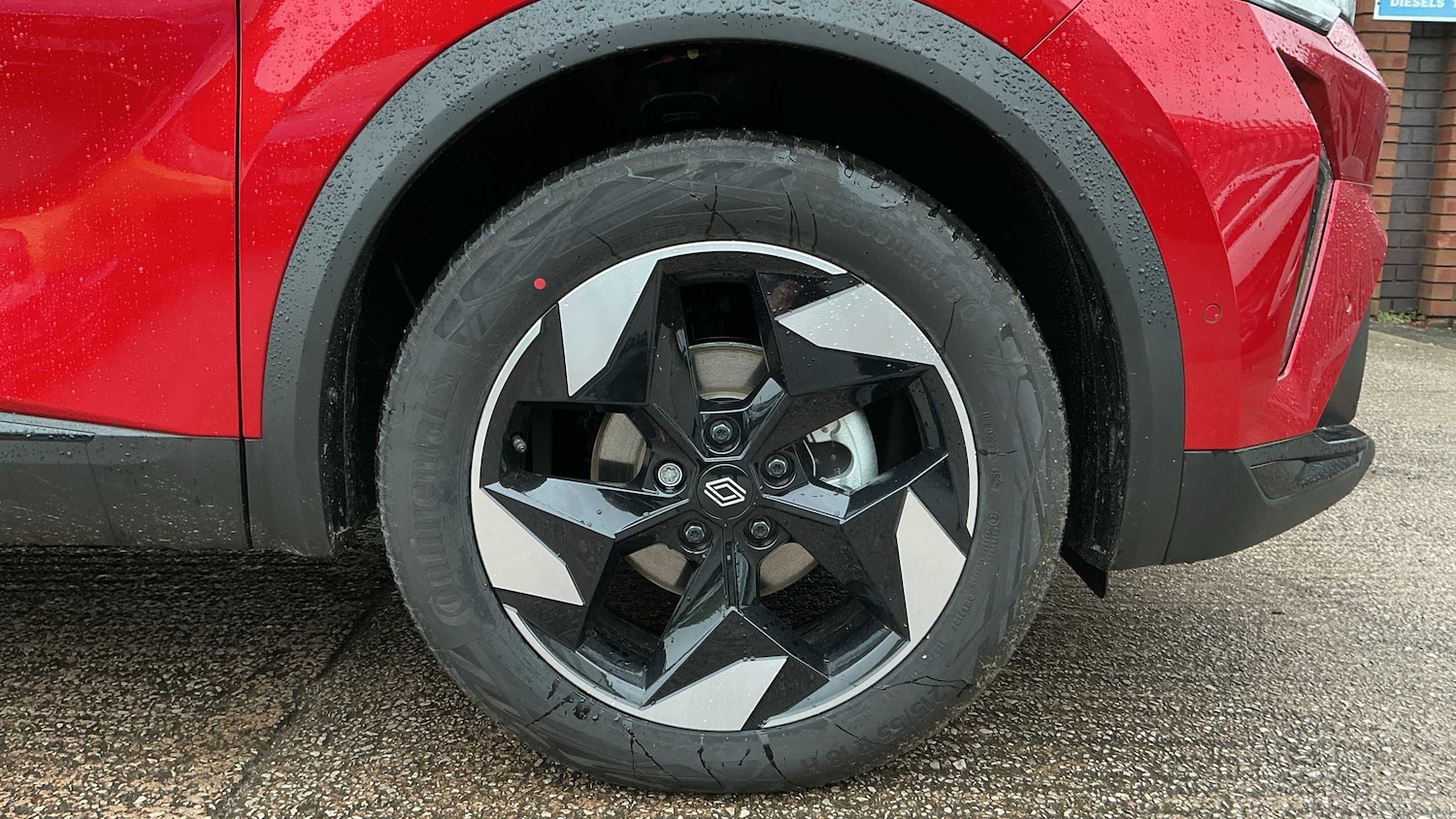 Used Renault Clio 2025 for sale - 76978752: Photo 11