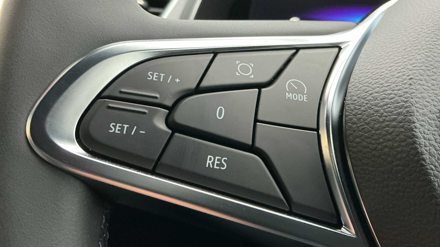 Used Renault Clio 2025 for sale - 76978752: Photo 23