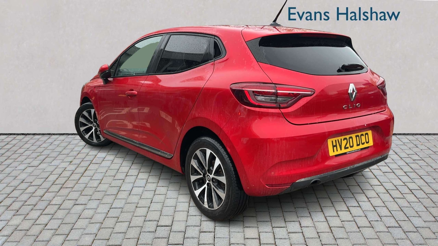 Used Renault Clio 2020 for sale - 78188101: Photo 2