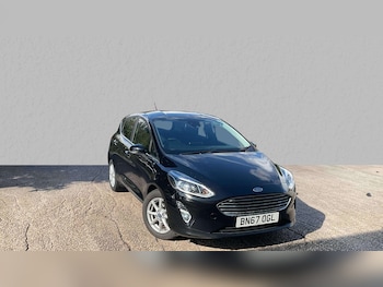 Used Ford Fiesta 2017 for sale - 75951402: Photo