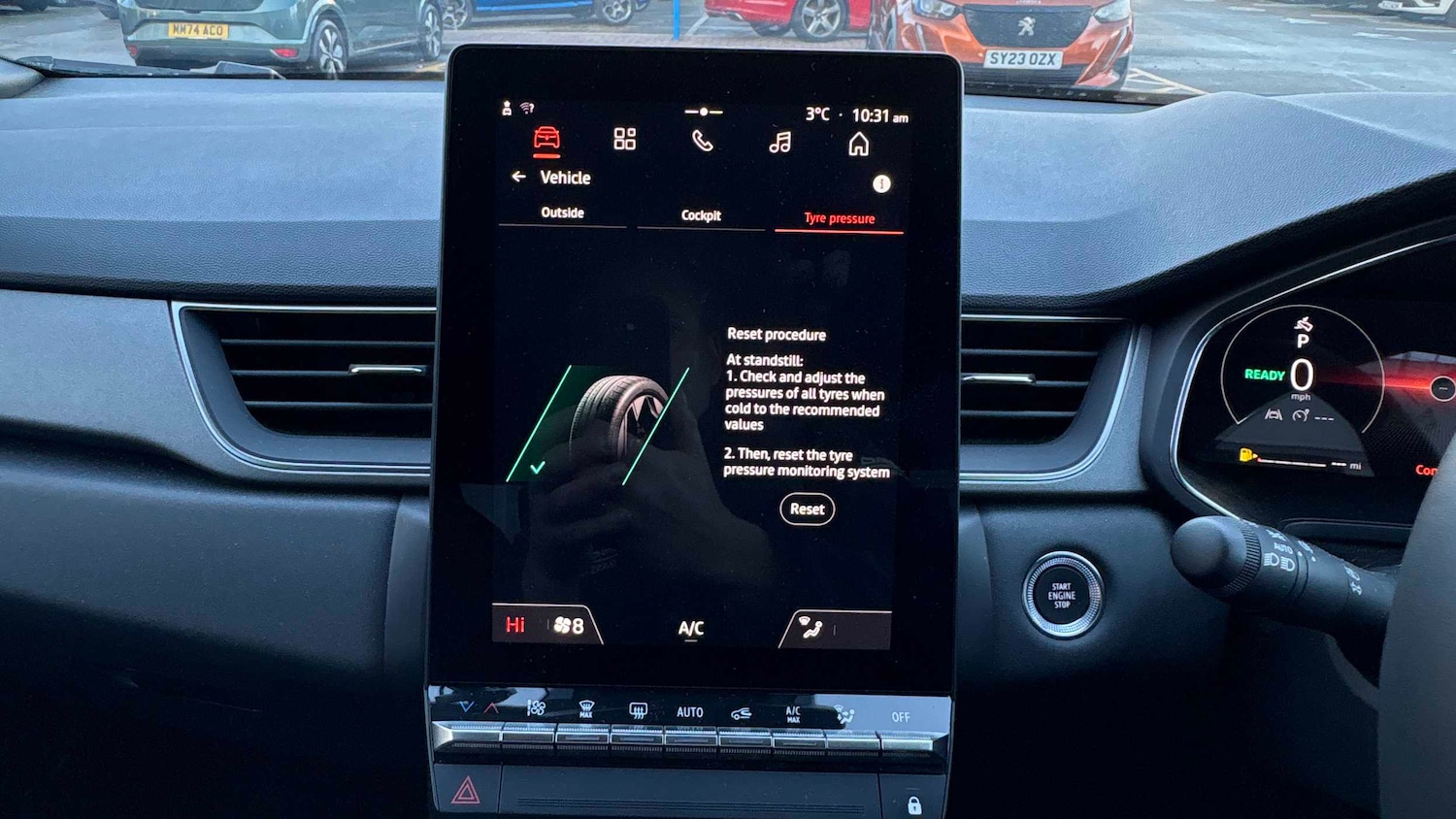 Used Renault Captur 2024 for sale - 76648869: Photo 34