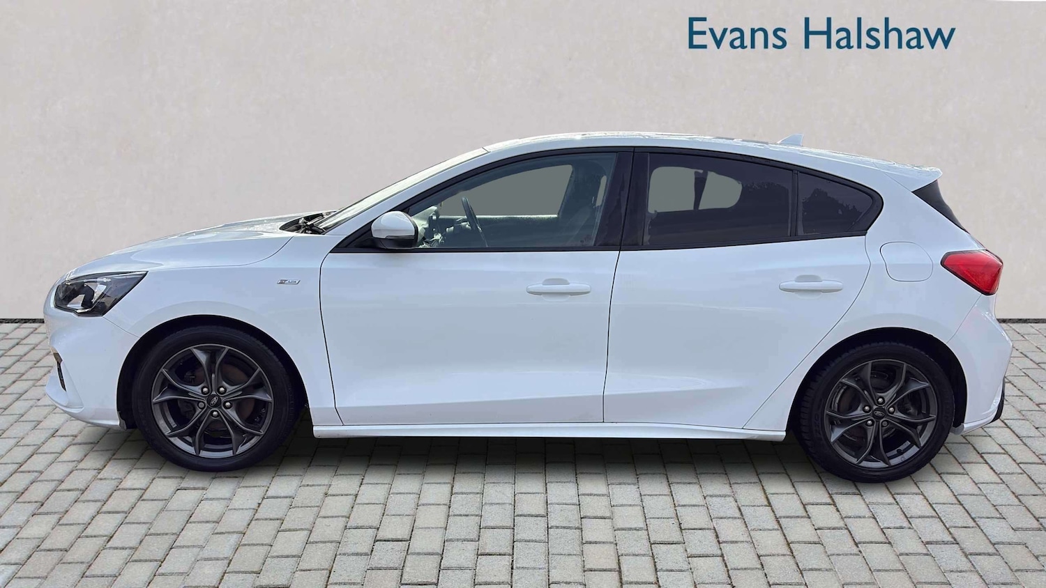 Used Ford Focus 2019 for sale - 78024241: Photo 3