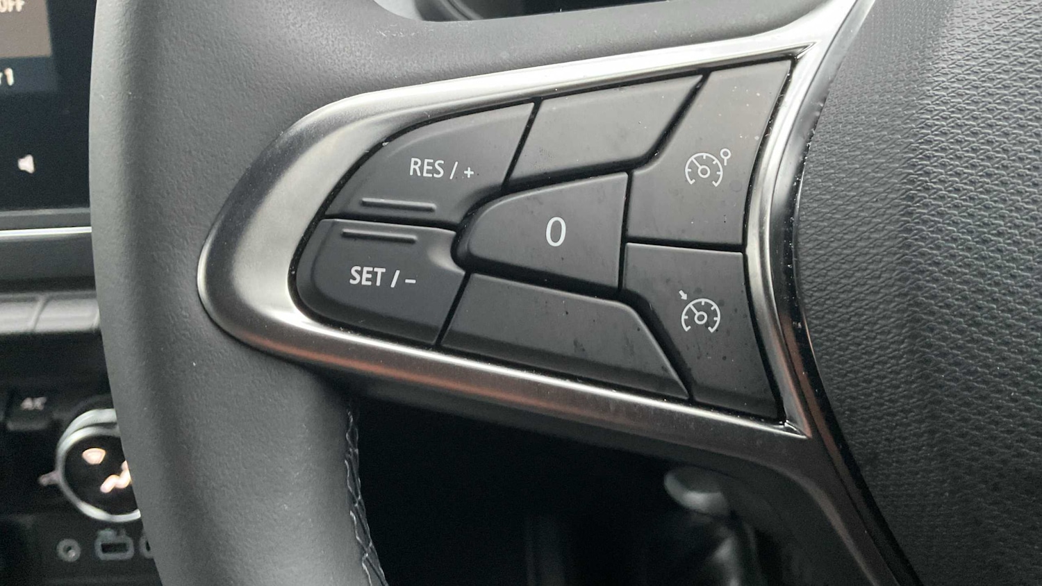 Used Renault Clio 2024 for sale - 76718205: Photo 19