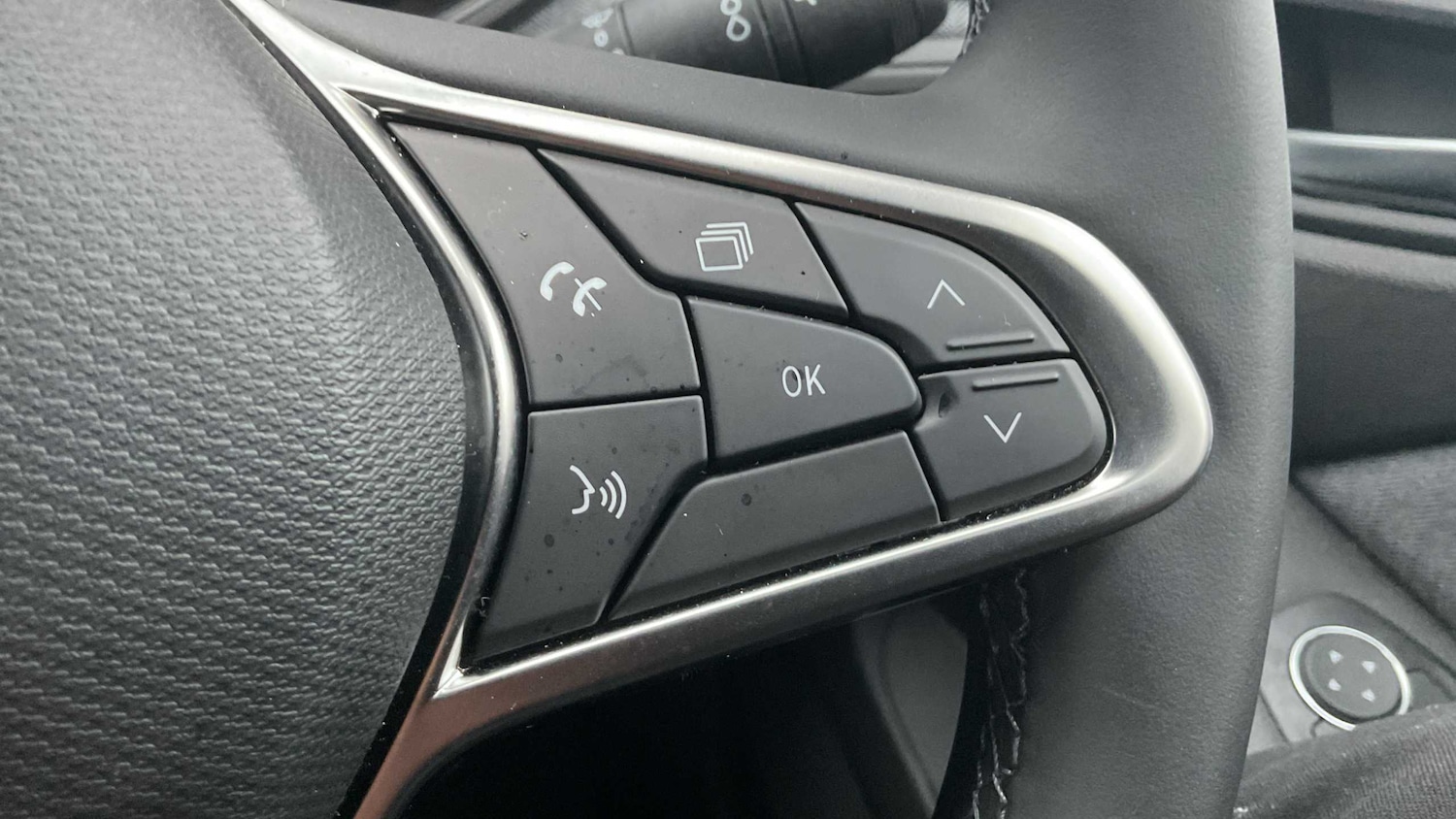 Used Renault Clio 2024 for sale - 76718205: Photo 20