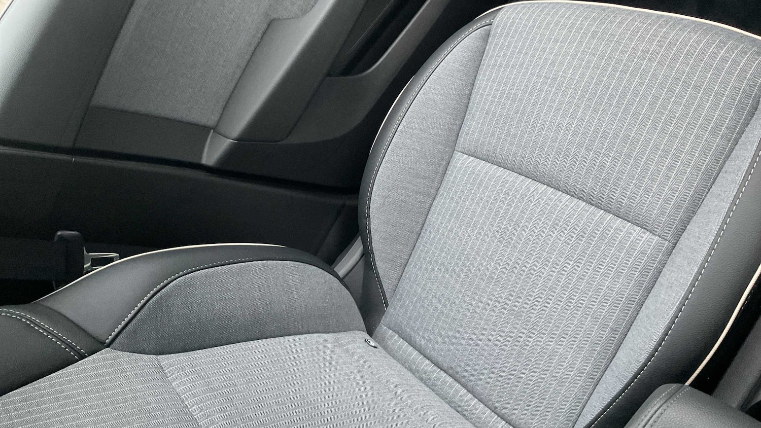 Used Renault Clio 2024 for sale - 76718205: Photo 26