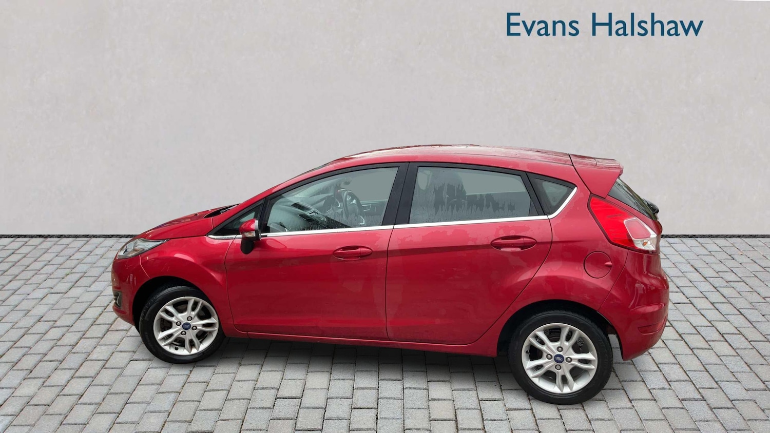 Used Ford Fiesta 2016 for sale - 77649098: Photo 2