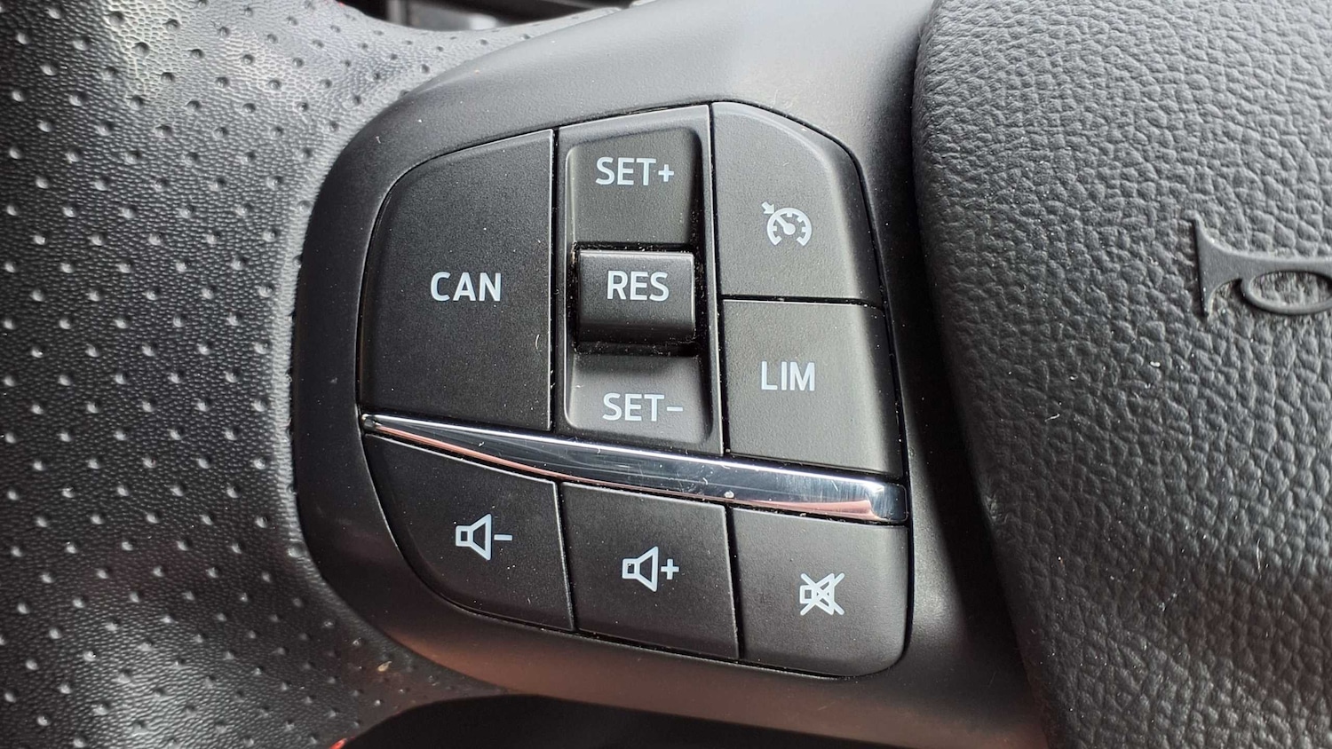 Used Ford Focus 2022 for sale - 76435567: Photo 26