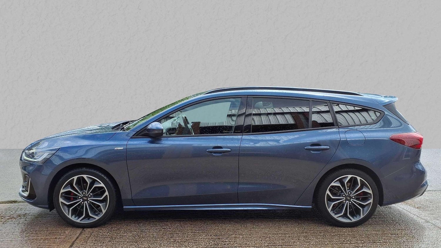 Used Ford Focus 2022 for sale - 76435567: Photo 4