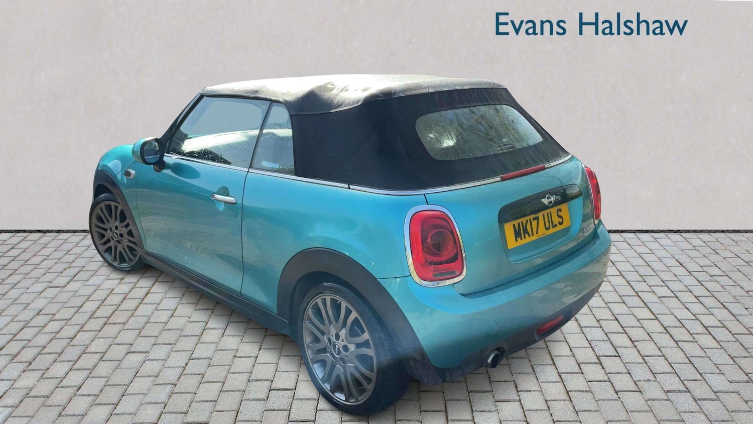 Used MINI Convertible 2017 for sale - 78173861: Photo 2