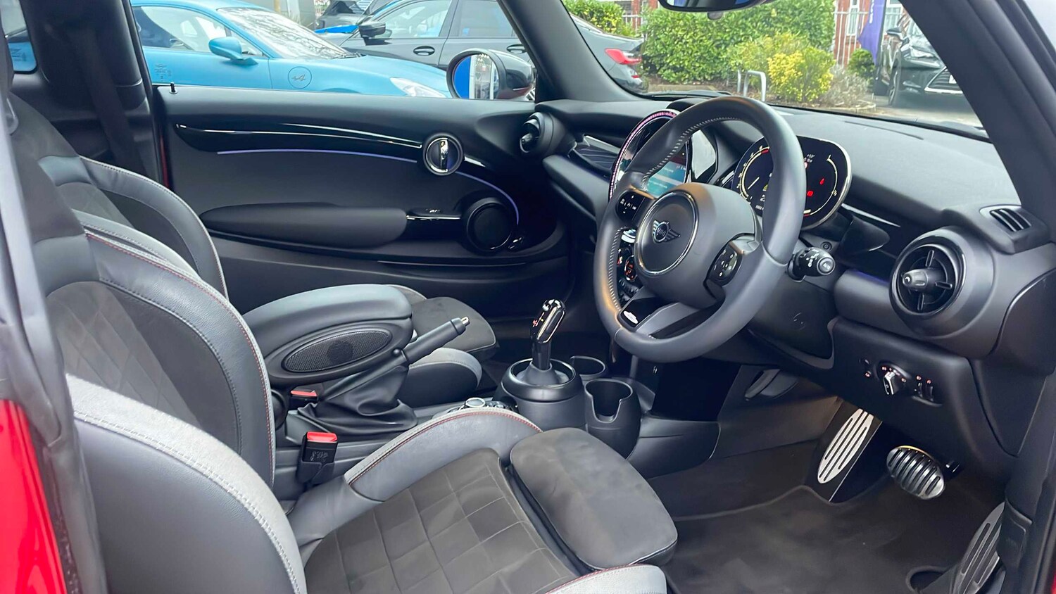 Used MINI Hatch 2023 for sale - 77698736: Photo 8