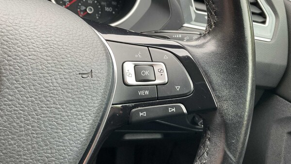 Used Volkswagen Tiguan 2020 for sale - 75981285: Photo 35