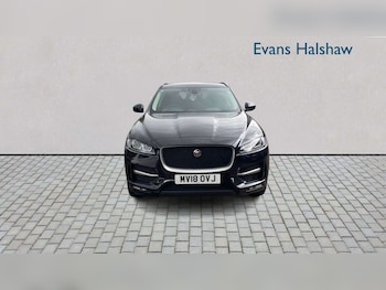 Used Jaguar F-Pace 2018 for sale - 78613902: Photo