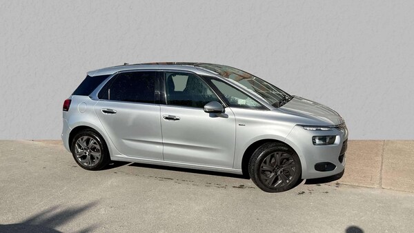 Used Citroen C4 Picasso 2016 for sale - 76075392: Photo 2