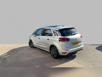 Used Citroen C4 Picasso 2016 for sale - 76075392: Photo 4