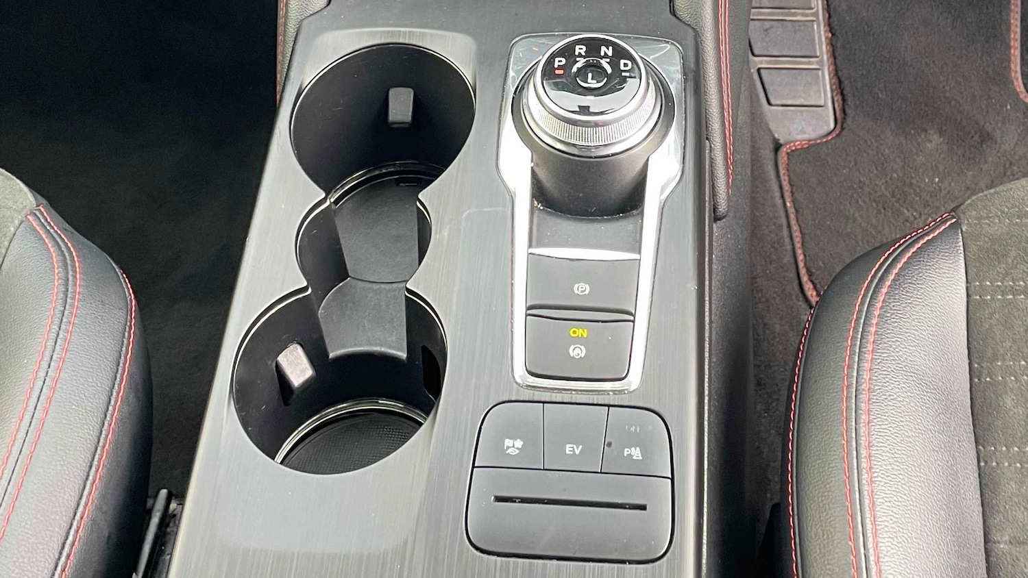 Used Ford Kuga 2024 for sale - 76610682: Photo 18