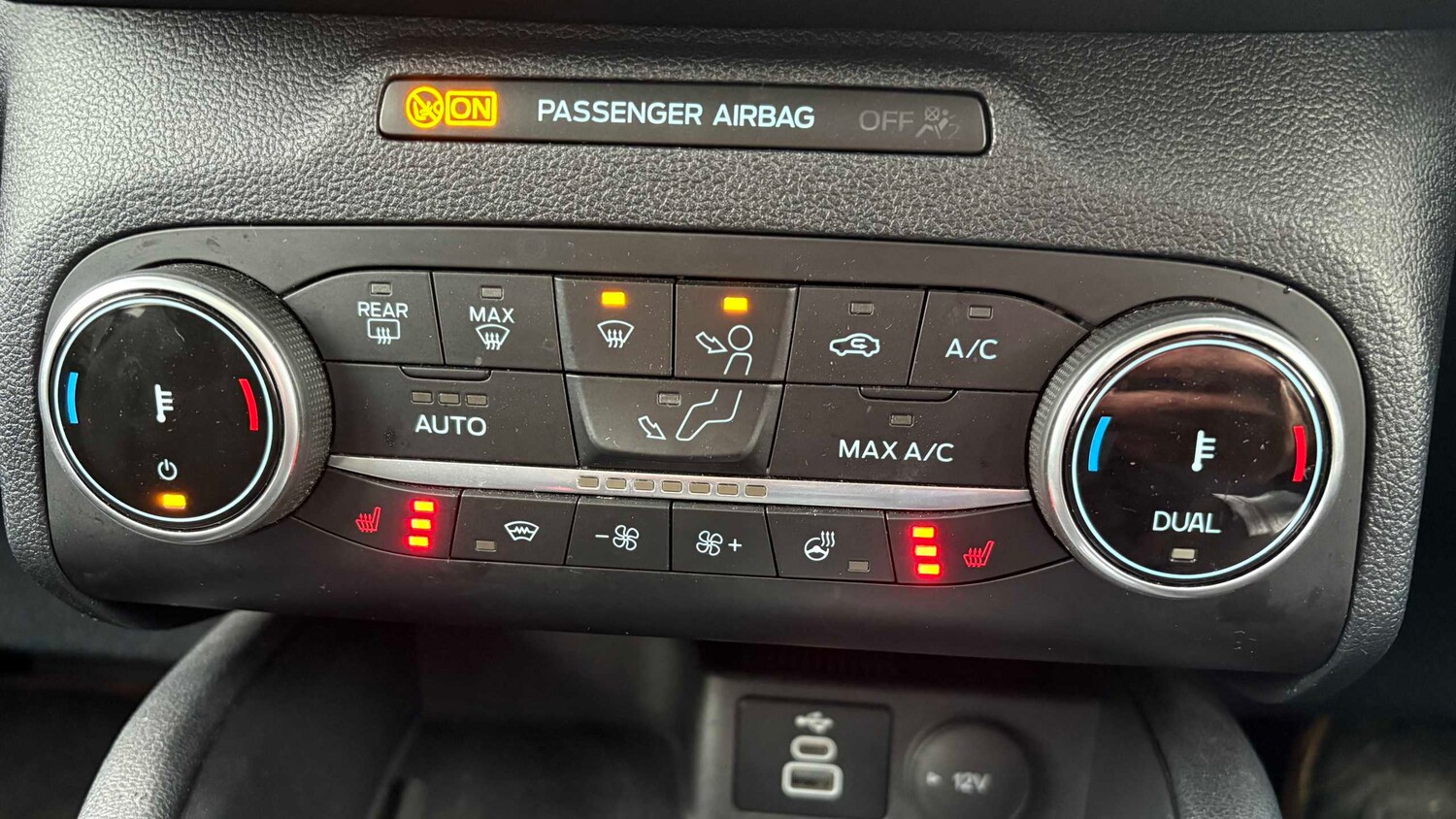 Used Ford Kuga 2024 for sale - 76610682: Photo 35