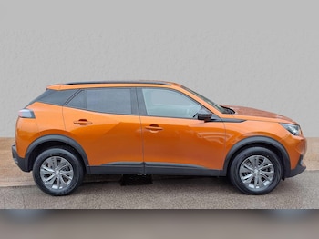 Used Peugeot 2008 2023 for sale - 75968180: Photo