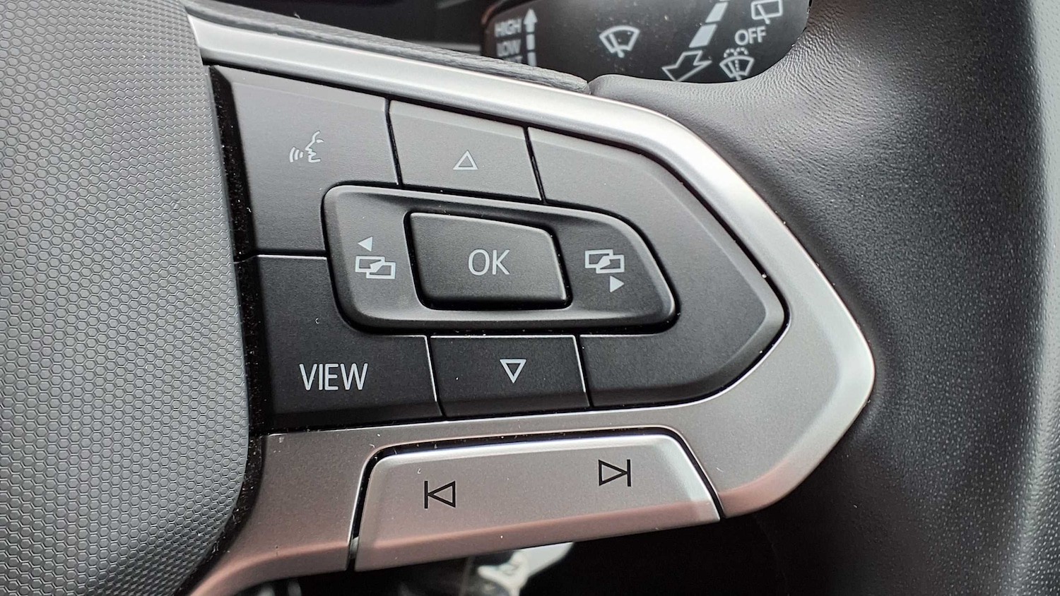 Used Volkswagen T-Roc 2023 for sale - 76459996: Photo 27