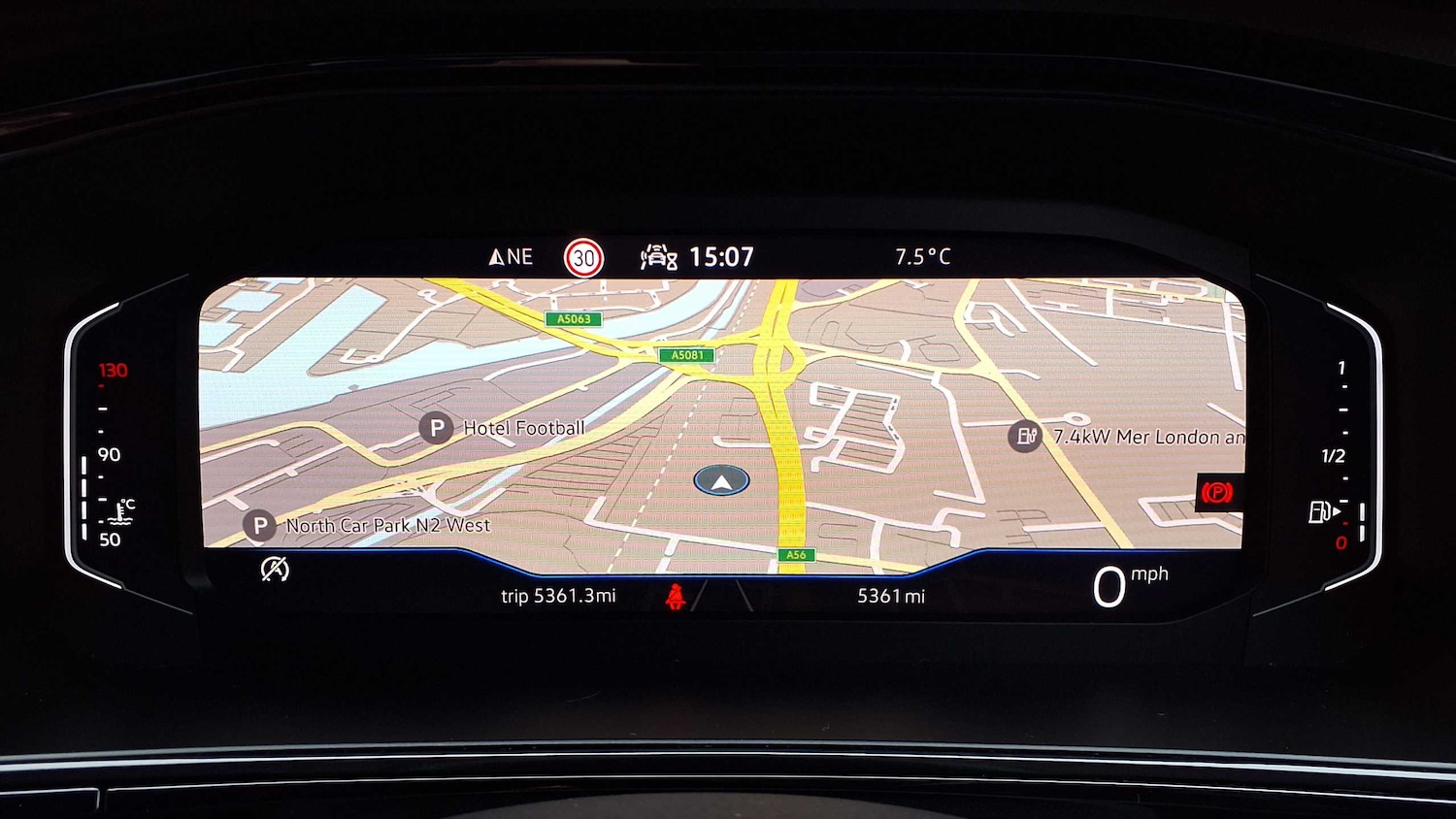 Used Volkswagen T-Roc 2023 for sale - 76459996: Photo 28