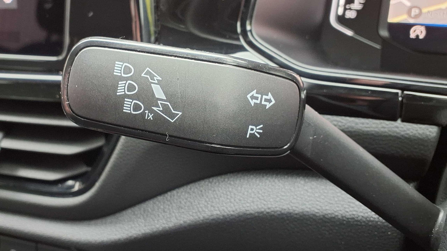 Used Volkswagen T-Roc 2023 for sale - 76459996: Photo 29