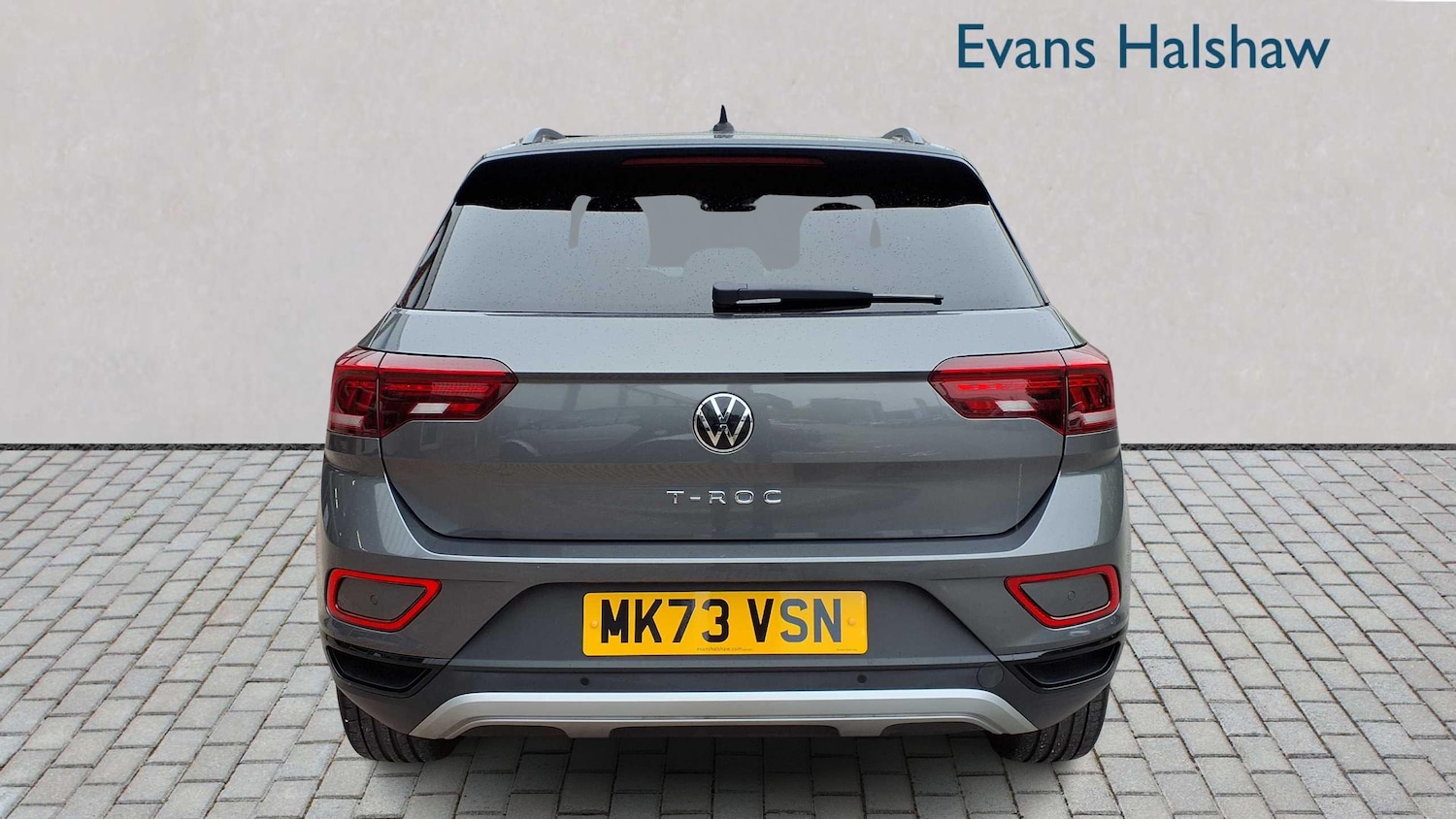 Used Volkswagen T-Roc 2023 for sale - 76459996: Photo 6