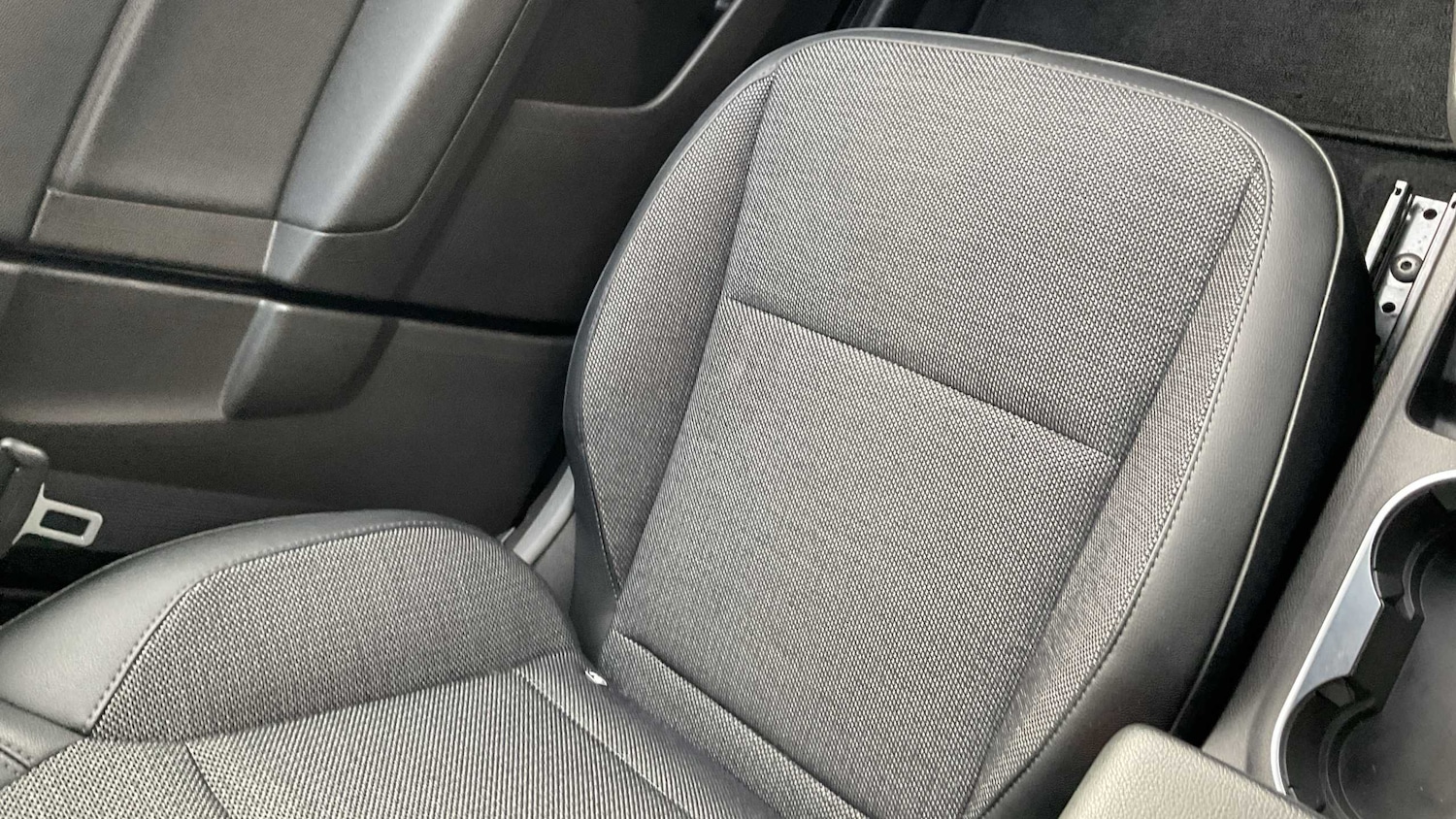 Used Renault Captur 2022 for sale - 76624726: Photo 31