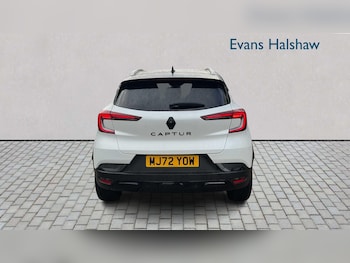 Used Renault Captur 2022 for sale - 76624726: Photo