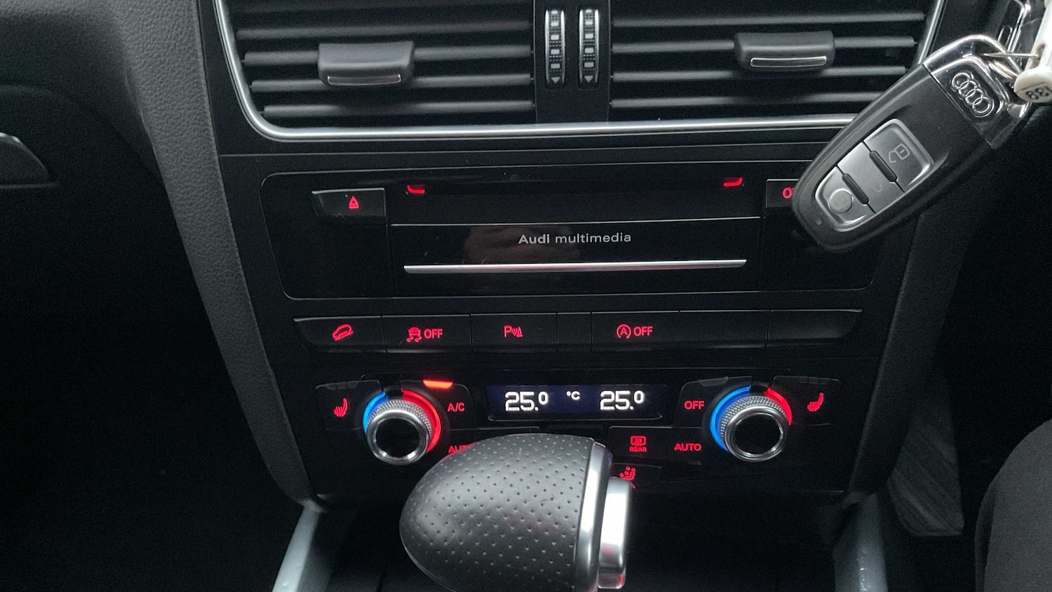 Used Audi Q5 2015 for sale - 76648970: Photo 19