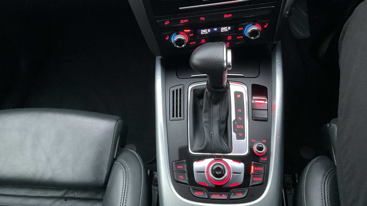 Used Audi Q5 2015 for sale - 76648970: Photo 32