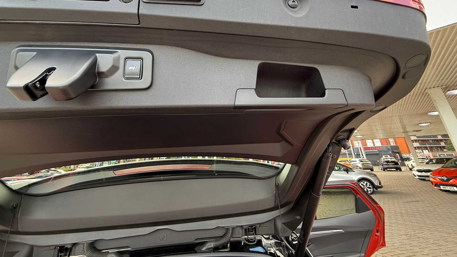 Used Renault Scenic E-Tech 2024 for sale - 76587702: Photo 16