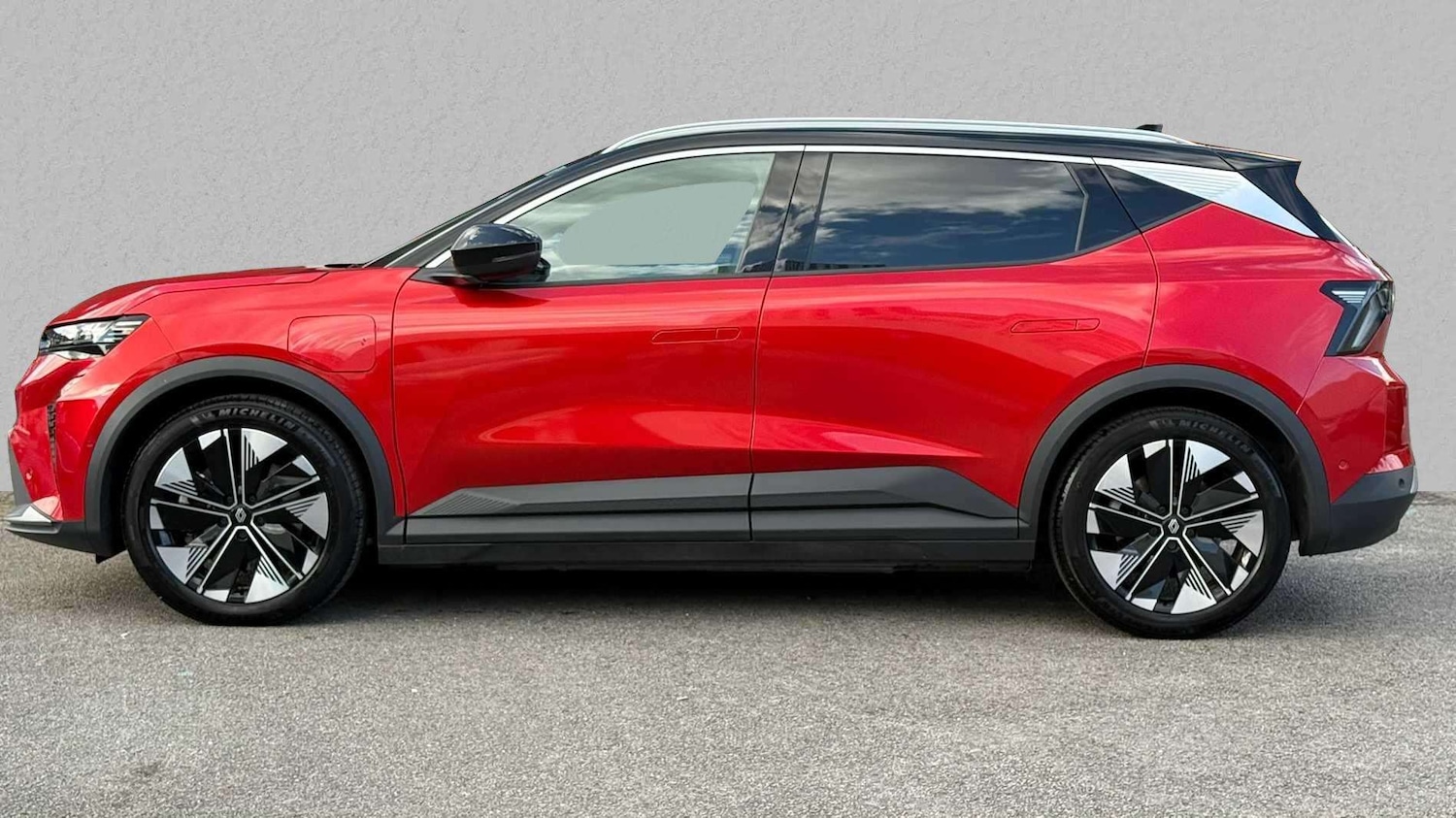 Used Renault Scenic E-Tech 2024 for sale - 76587702: Photo 6