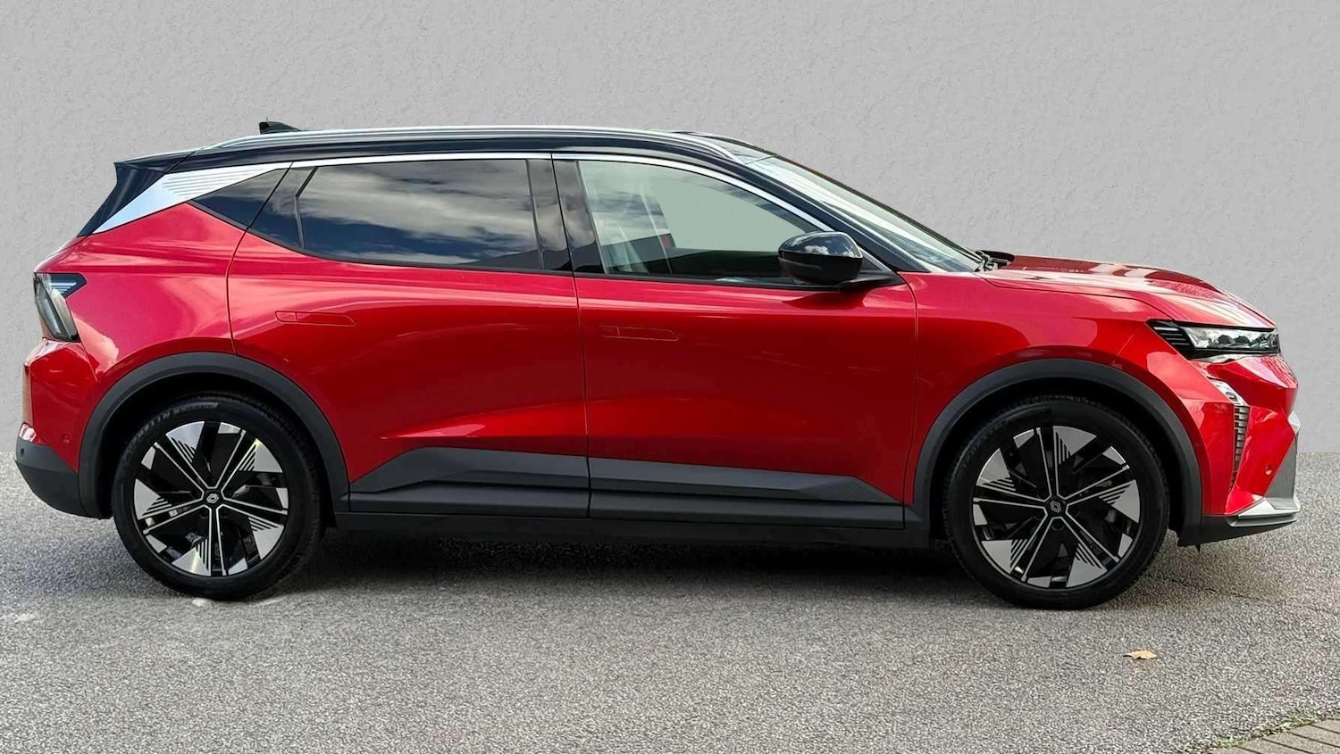 Used Renault Scenic E-Tech 2024 for sale - 76587702: Photo 7