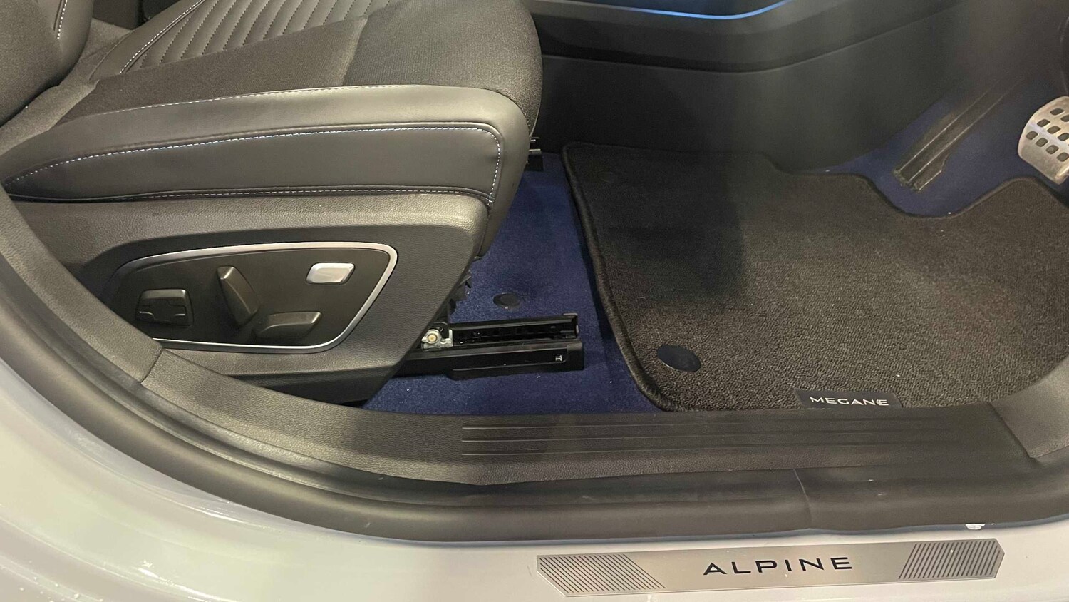 Used Renault Megane E Tech 2025 for sale - 77316480: Photo 13