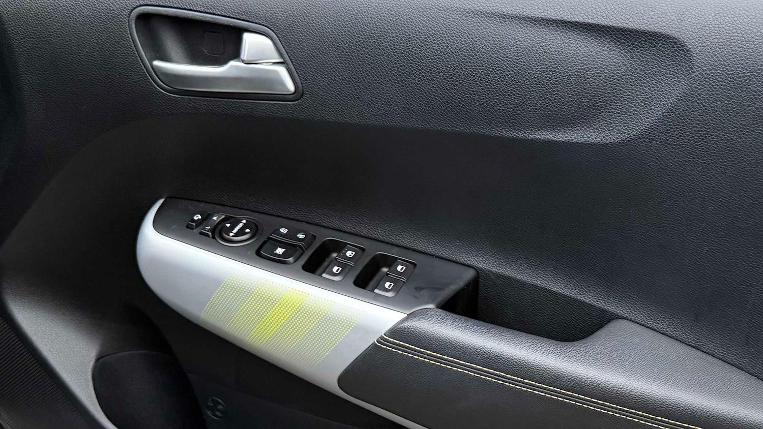 Used Kia Picanto 2021 for sale - 76774066: Photo 12